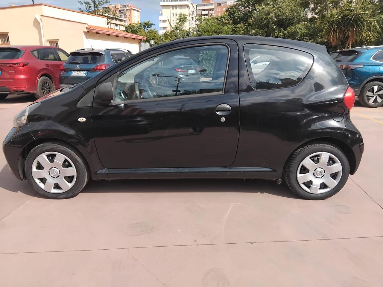 TOYOTA AYGO 1.0 CLIMA CYTI 12 MESI DI GARANZIA