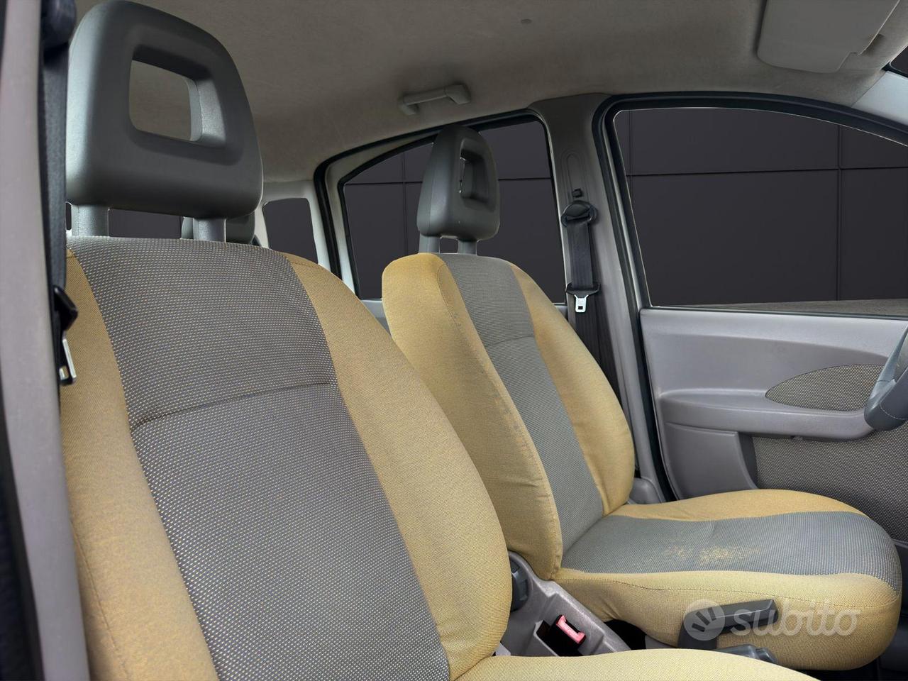 FIAT Panda 1.2 69 cv EMOTION 85000 KM 100 AL MESE