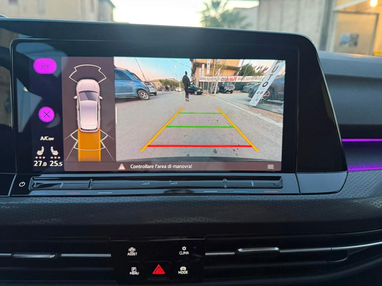 Volkswagen Golf 8 GTD 2.0 TDI 200cv DSG