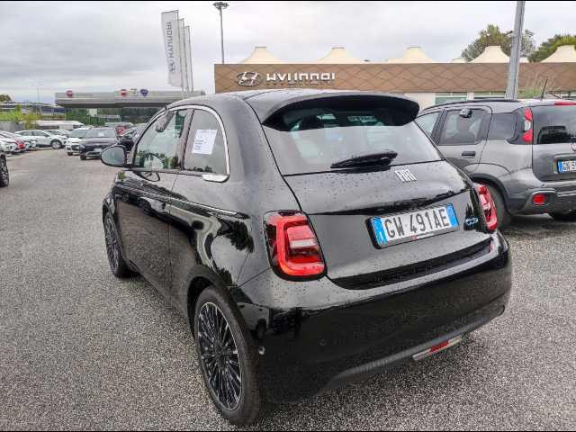 FIAT 500e 42 kWh La Prima