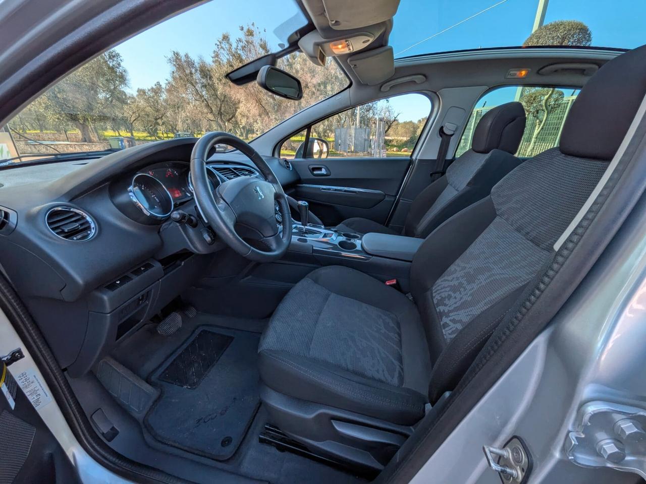 Peugeot 3008 1.6 HDi 112CV Business