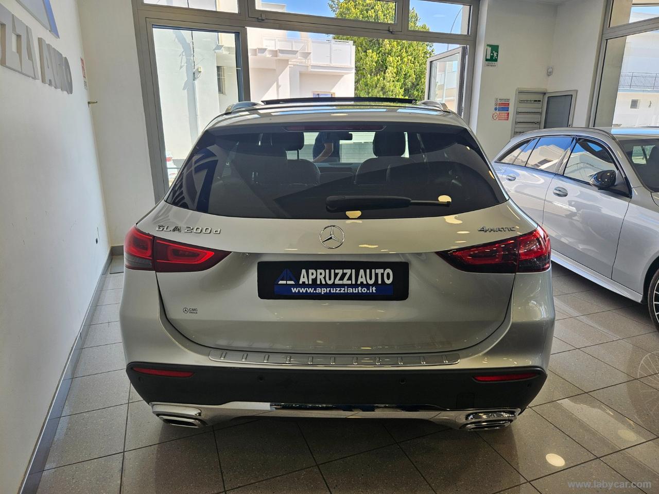 MERCEDES-BENZ GLA 200 d Automatic 4Matic Sport Plus