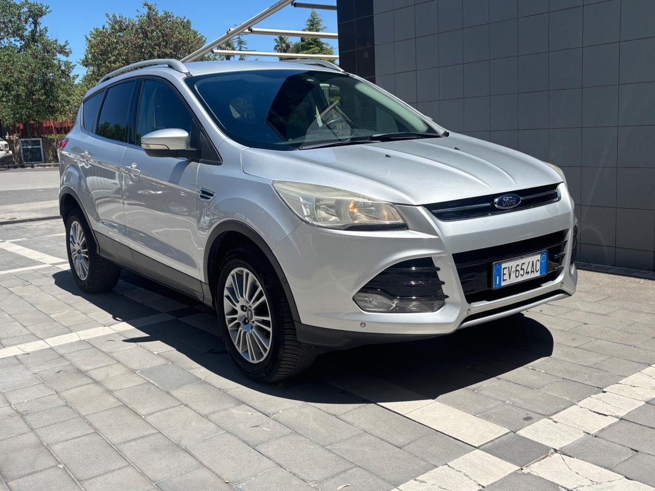 Ford Kuga 2.0 TDCI 163 CV 4WD Powershift Titanium