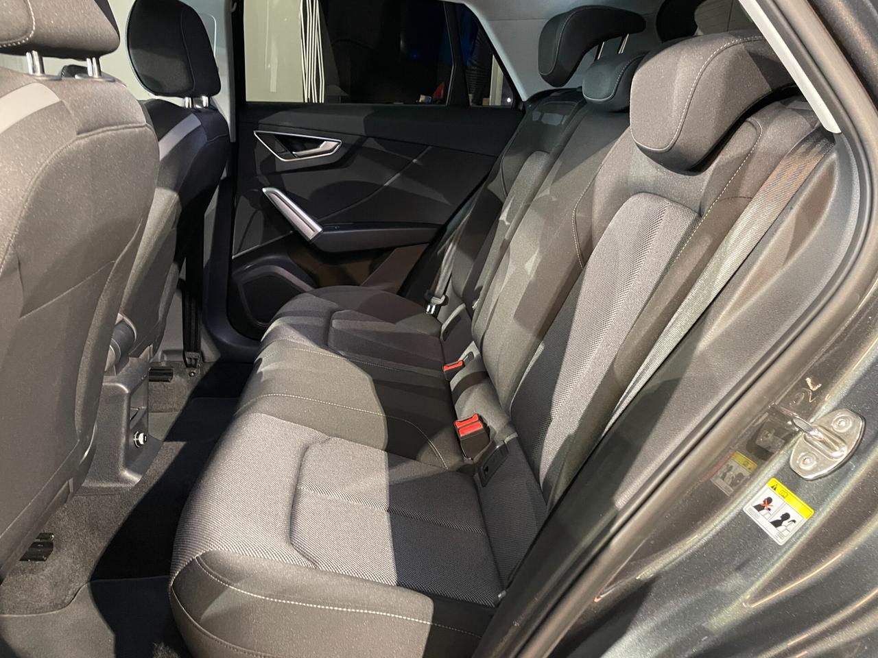 Audi Q2 35 TDI S tronic Identity Black