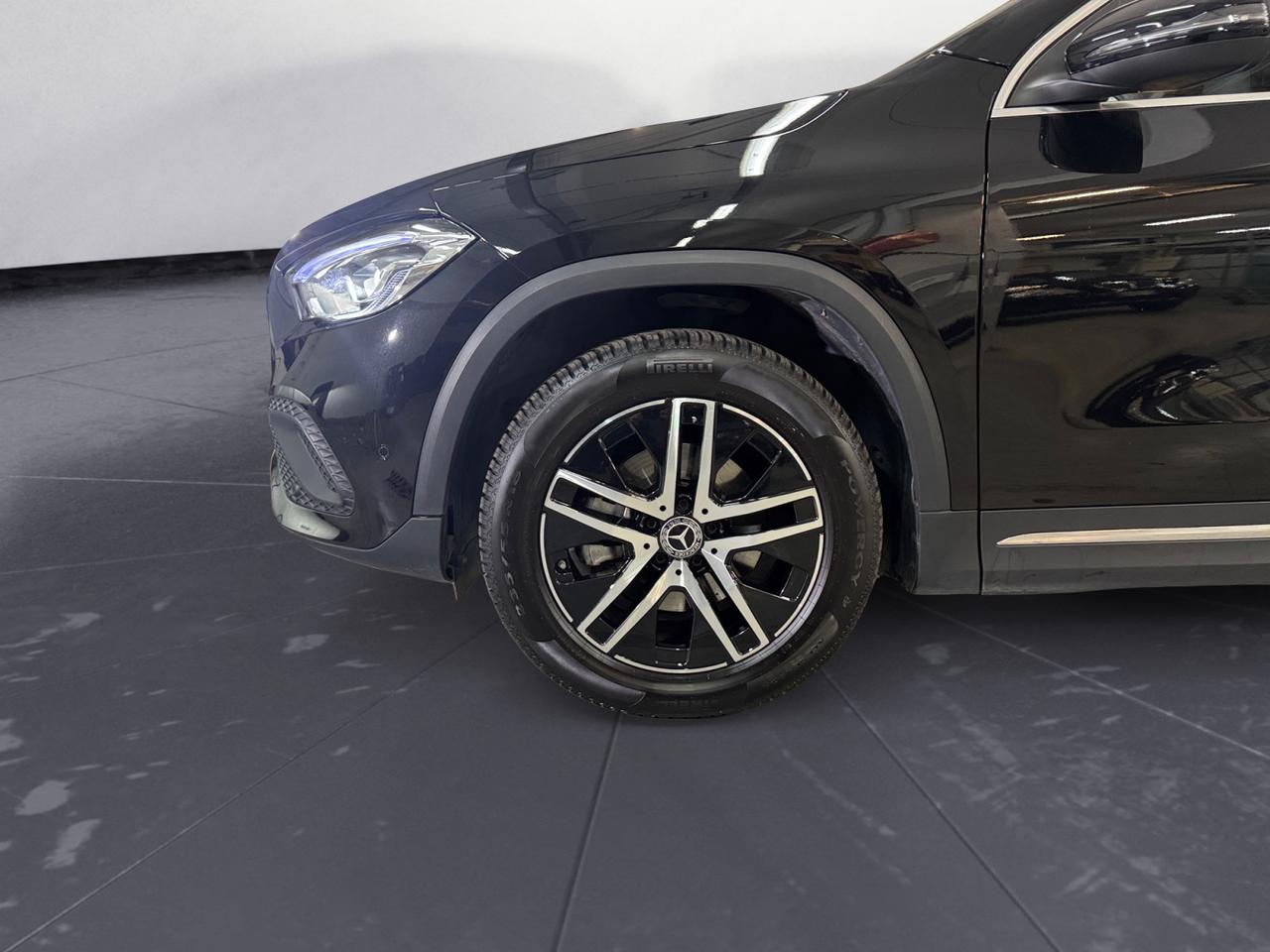 Mercedes-Benz GLA 200 Business auto