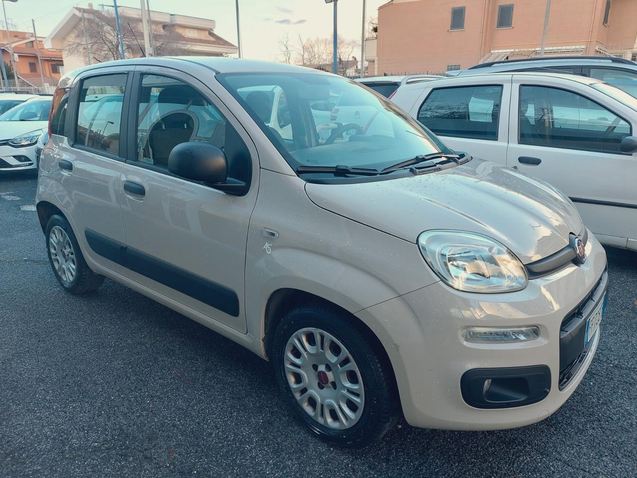 Fiat Panda 1.2 Lounge UNIPRO