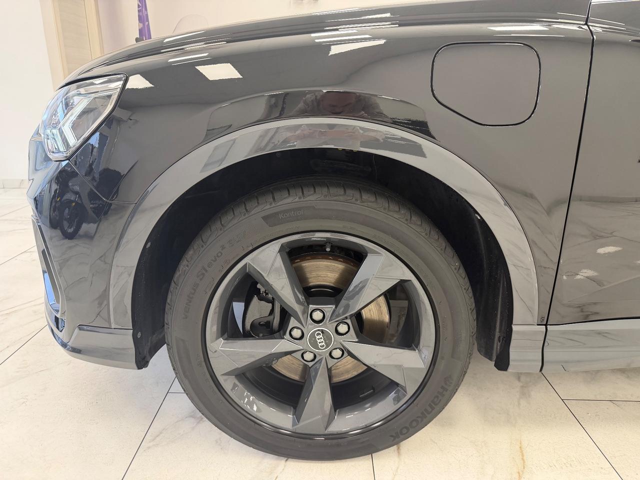 Audi Q3 SPB 45 TFSI e S tronic Business Plus