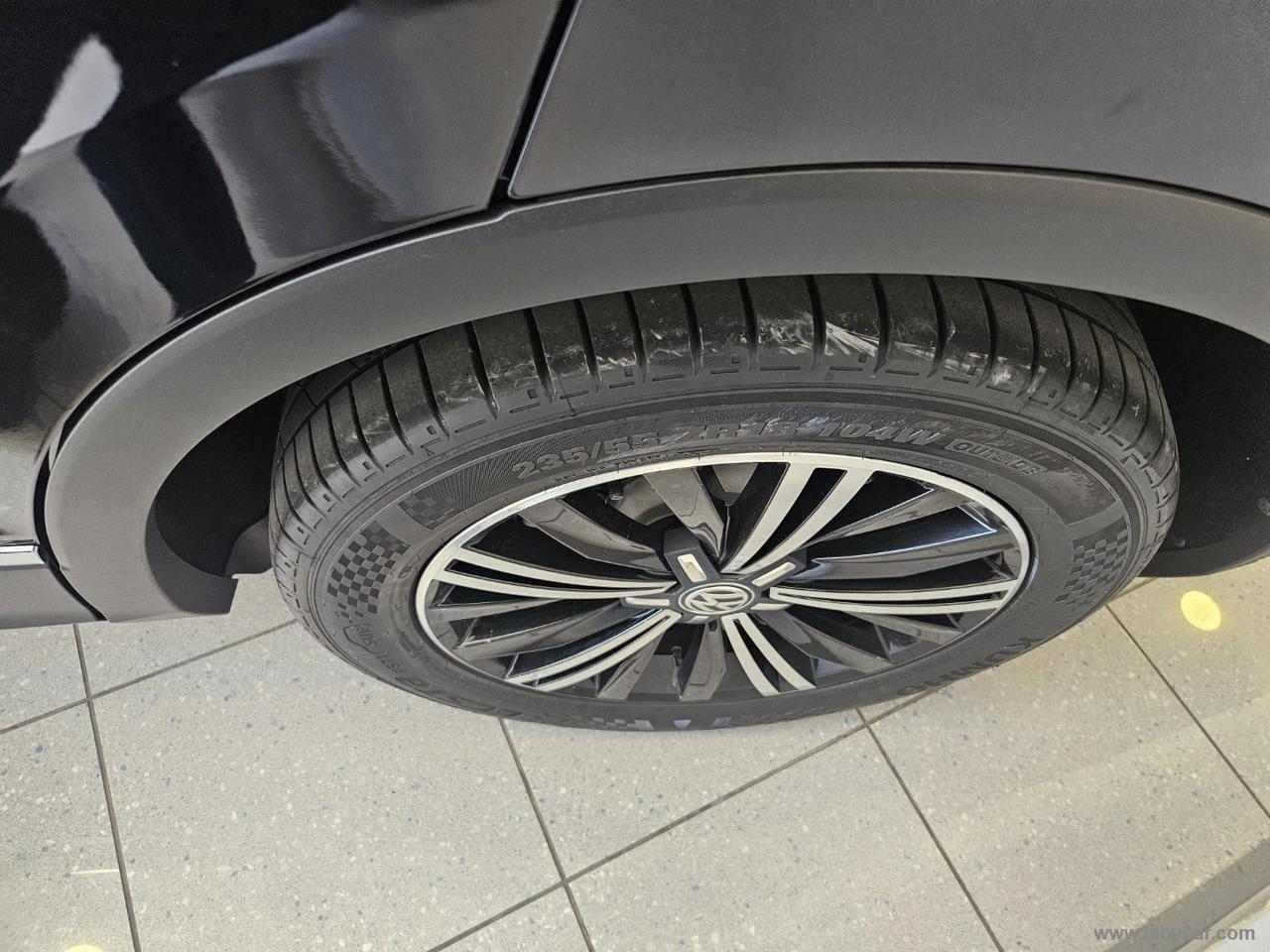 VOLKSWAGEN Tiguan 2.0 TDI DSG Advanced BMT