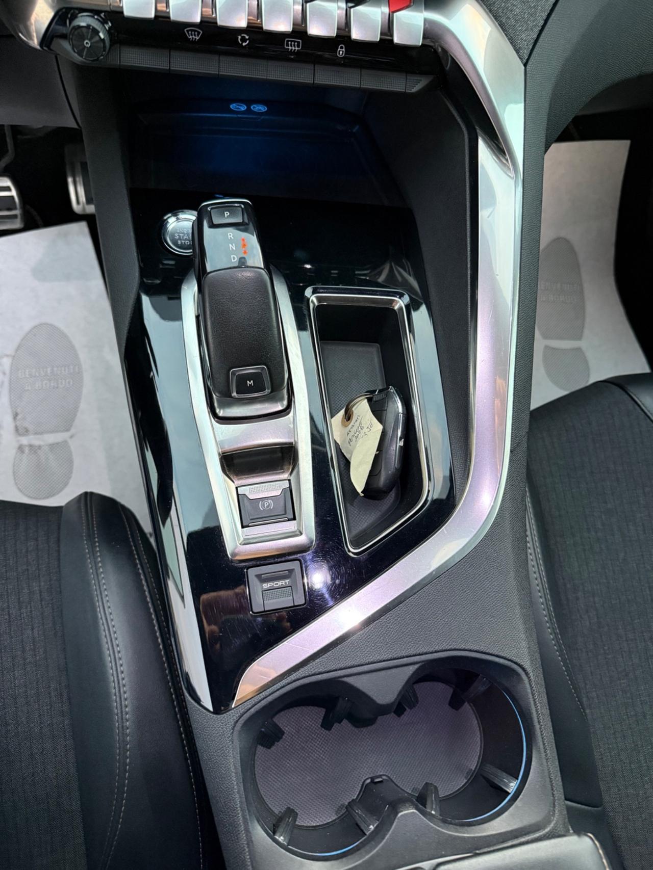 Peugeot 3008 BlueHDi 130 S&S EAT8 GT Line PERLATO