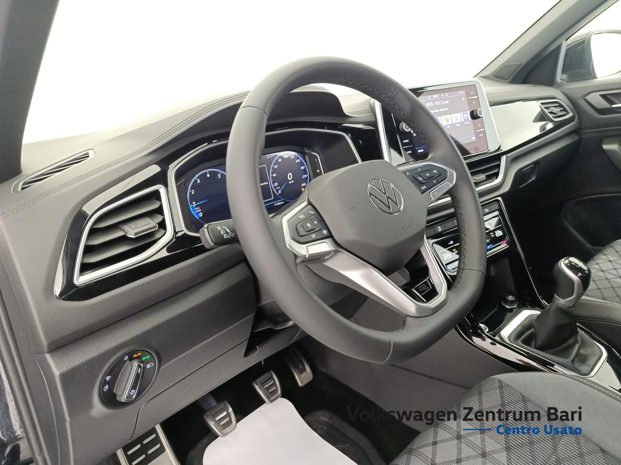 Volkswagen T-Roc 1.0 tsi r-line 110cv