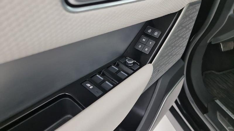 Land Rover Range Rover Velar 2.0D I4 204 CV R-Dynamic SE