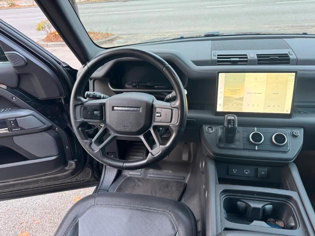 Land Rover Defender 3.0d i6 X-Dynamic HSE 300cv - Matrix - 22"
