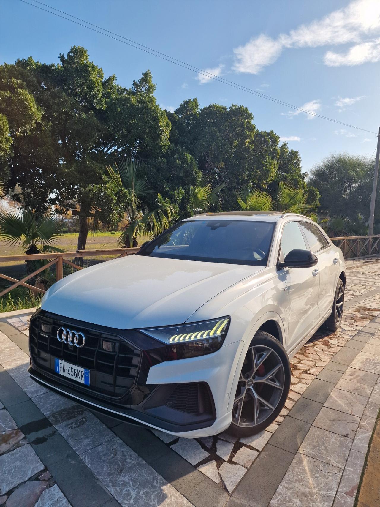 Audi Q8 50 TDI 286 CV quattro tiptronic Sport