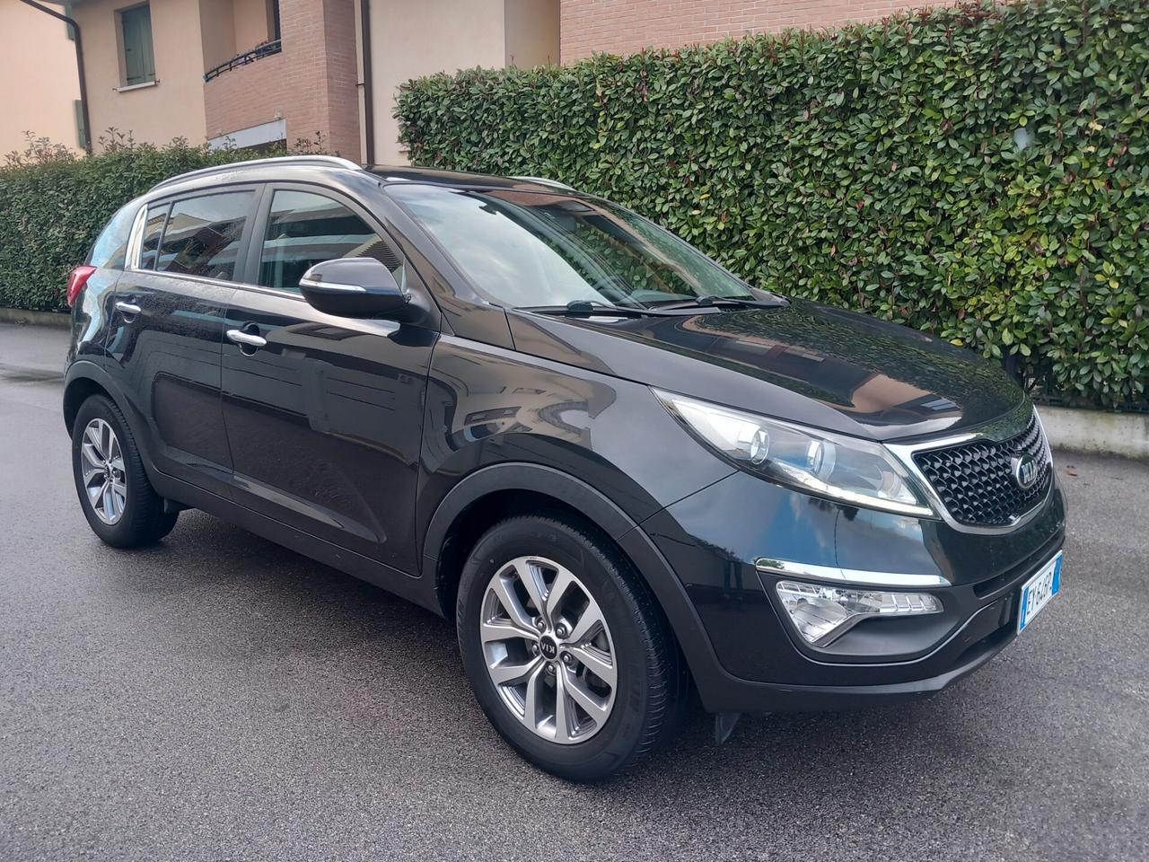 Kia Sportage 1.7 CRDI VGT 2WD high tech tua a € 199 mese