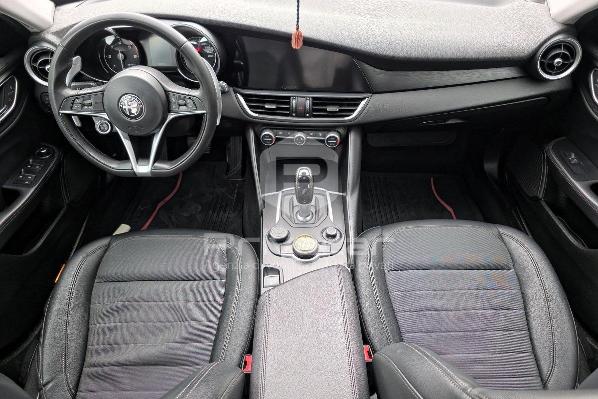 ALFA ROMEO Giulia 2.2 Turbodiesel 150 CV AT8 Super