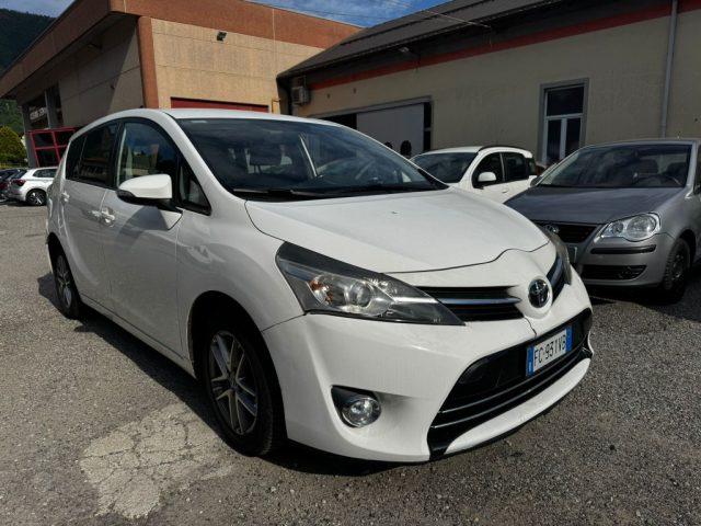 TOYOTA Verso 1.6 D-4D Active