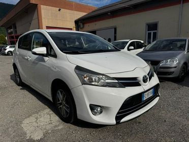 TOYOTA Verso 1.6 D-4D Active