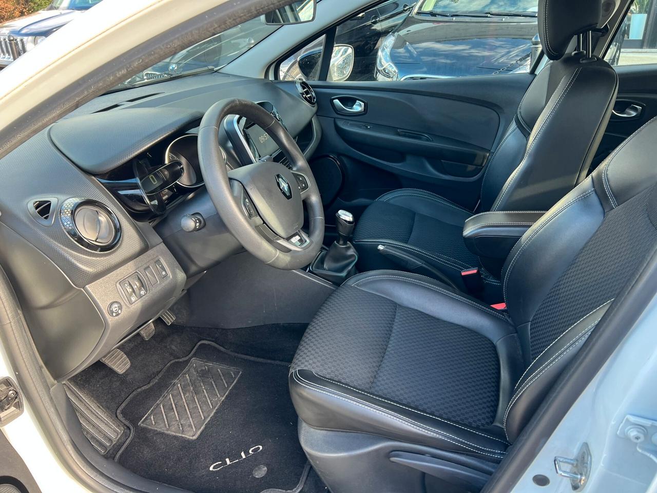 Renault Clio TCe 12V 90 CV GPL 5 porte Moschino Intens