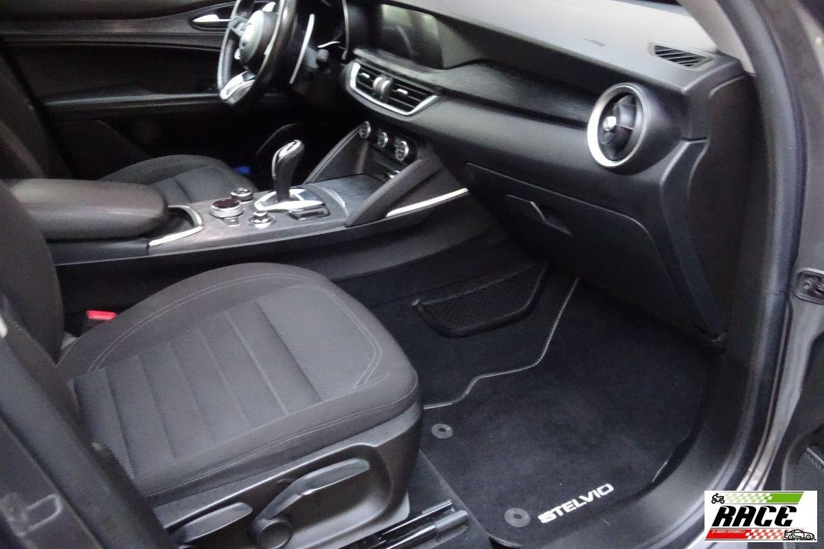 ALFA ROMEO - Stelvio - 2.2 T.diesel 190 CV AT8 Q4 Ti
