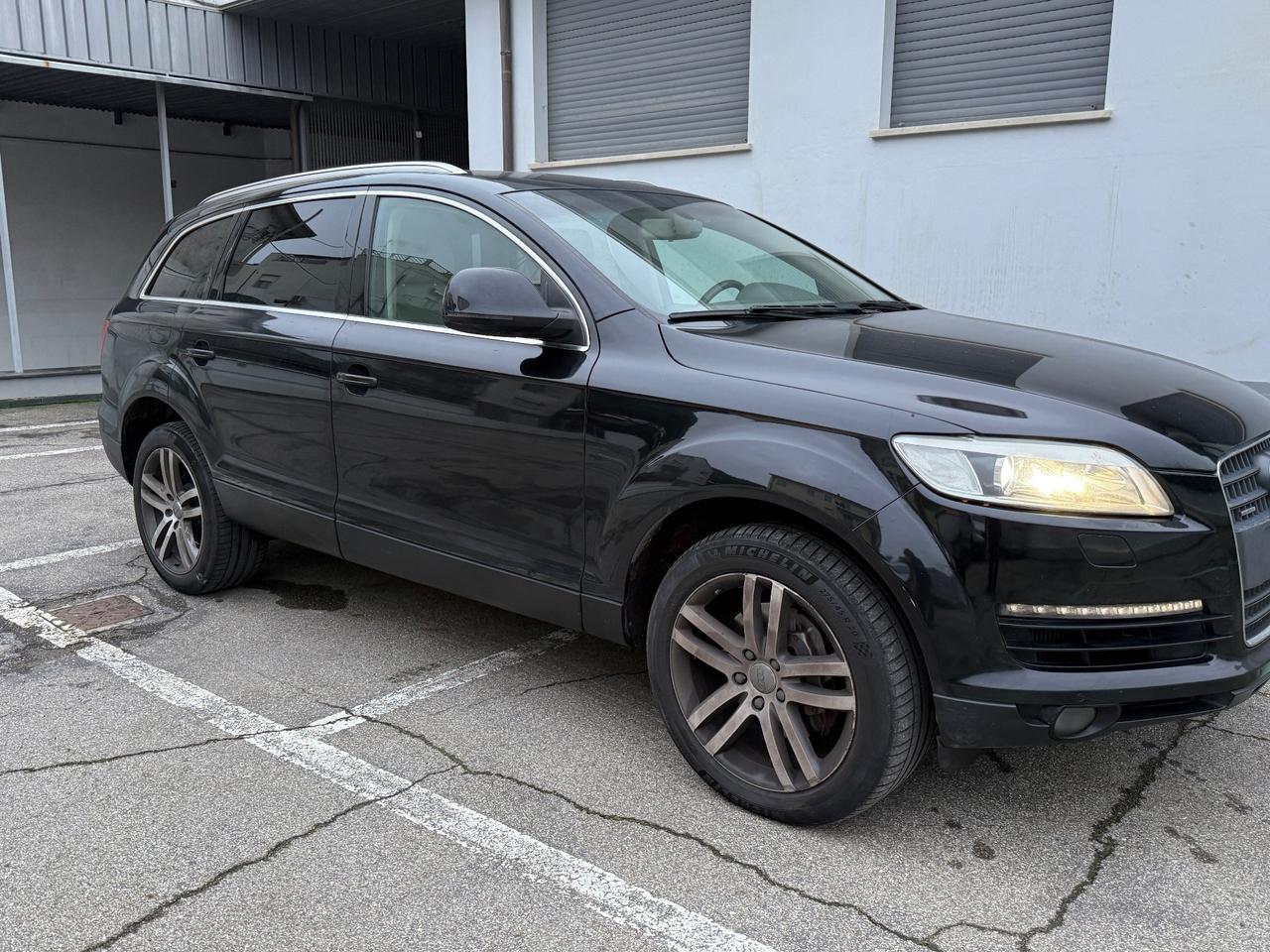 Audi Q7 3.0 V6 TDI 240 CV quattro tiptronic Advanced
