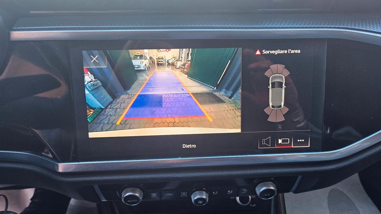 Audi Q3 SPB 45 TFSI e S tronic Business Plus