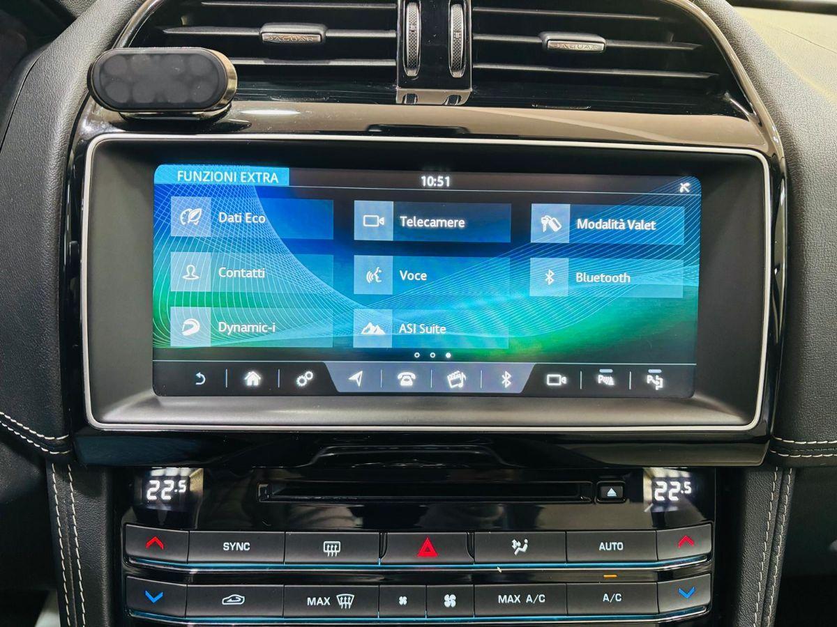 JAGUAR F-Pace 3.0d V6 300 CV AWD aut. First Ed.