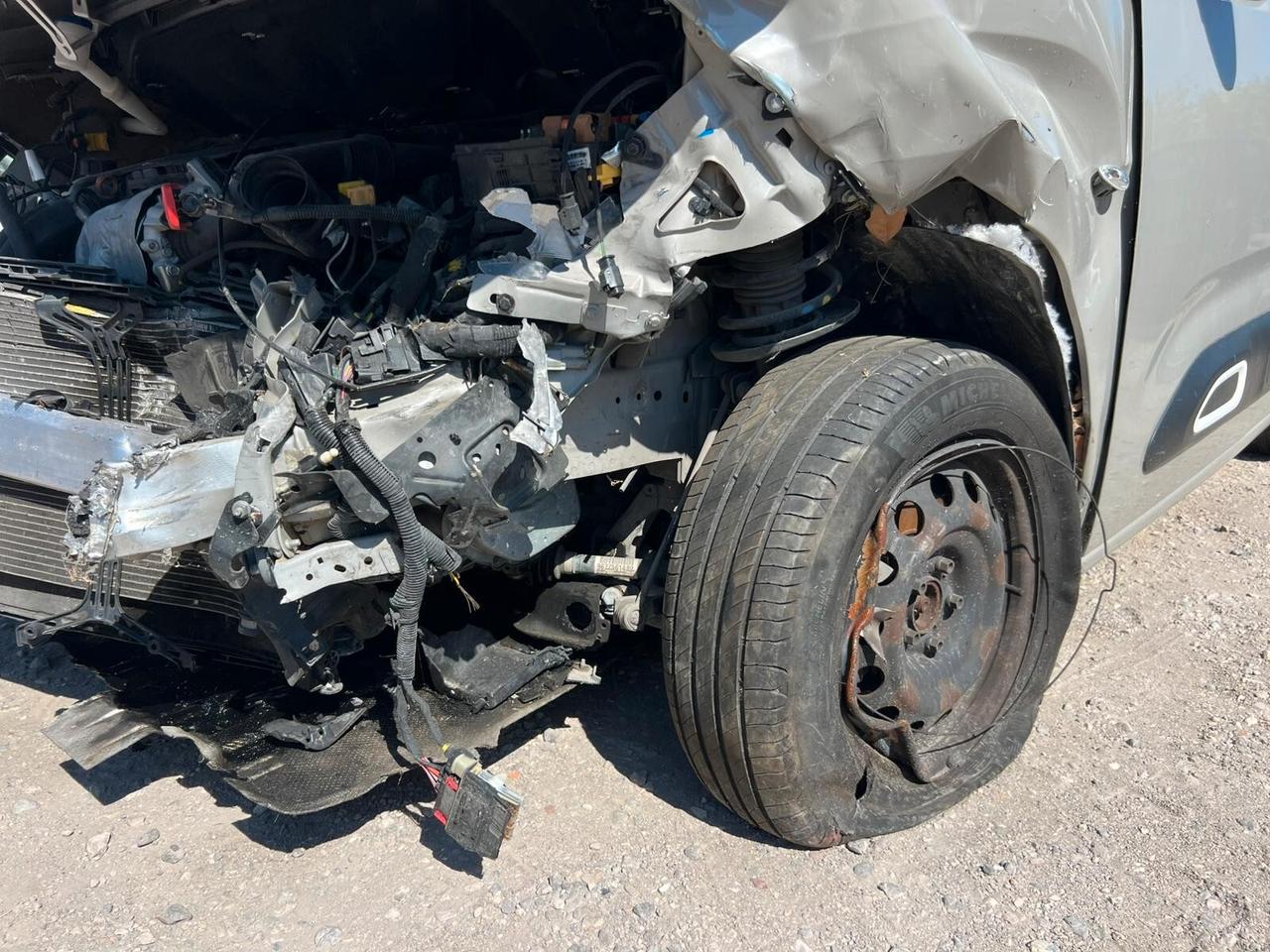 Citroen Berlingo BlueHDi 100 M Shine