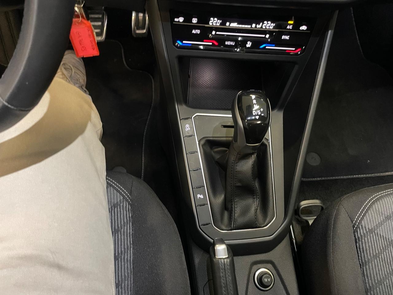 Volkswagen Taigo 1.0 TSI 115 CV DSG R-Line Telecamera