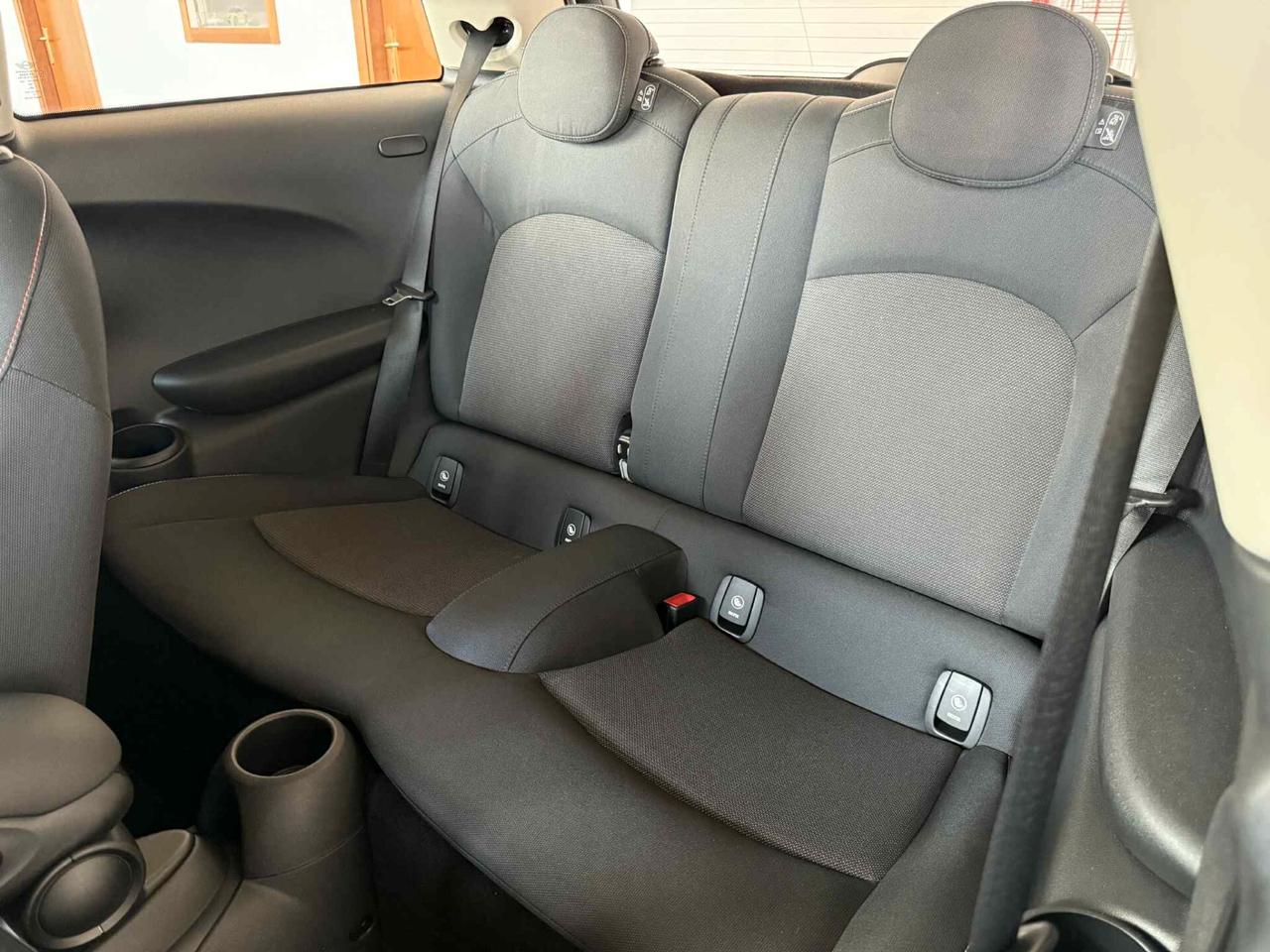 Mini ONE D 1.5 3 porte 95CV OK NEOPATENTATI