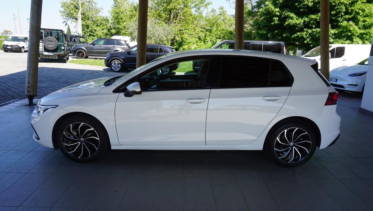 Volkswagen Golf 1.0 etsi evo Life 110cv dsg
