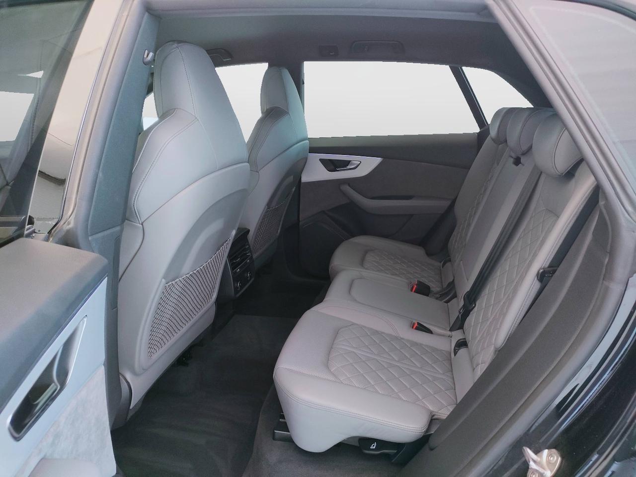 AUDI Q8 I 2018 - Q8 50 3.0 tdi mhev Sport quattro tiptronic