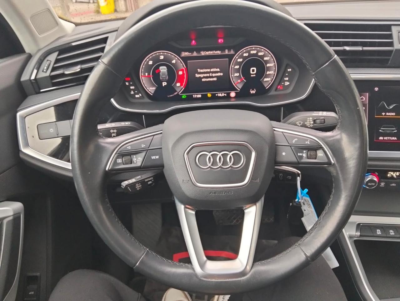 Audi Q3 35 TDI S tronic Business