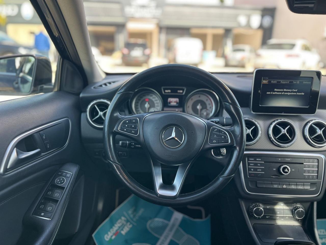 Mercedes-benz GLA 200 d Automatic Sport