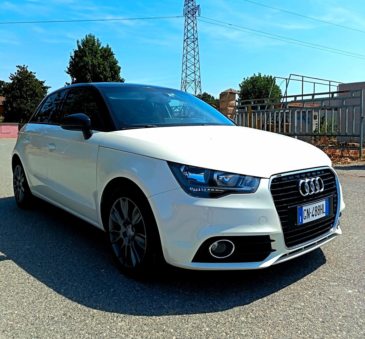 Audi A1 SPB 1.6 TDI Attraction
