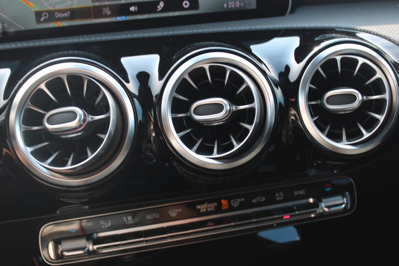 Mercedes-benz A 220 d Automatic Premium