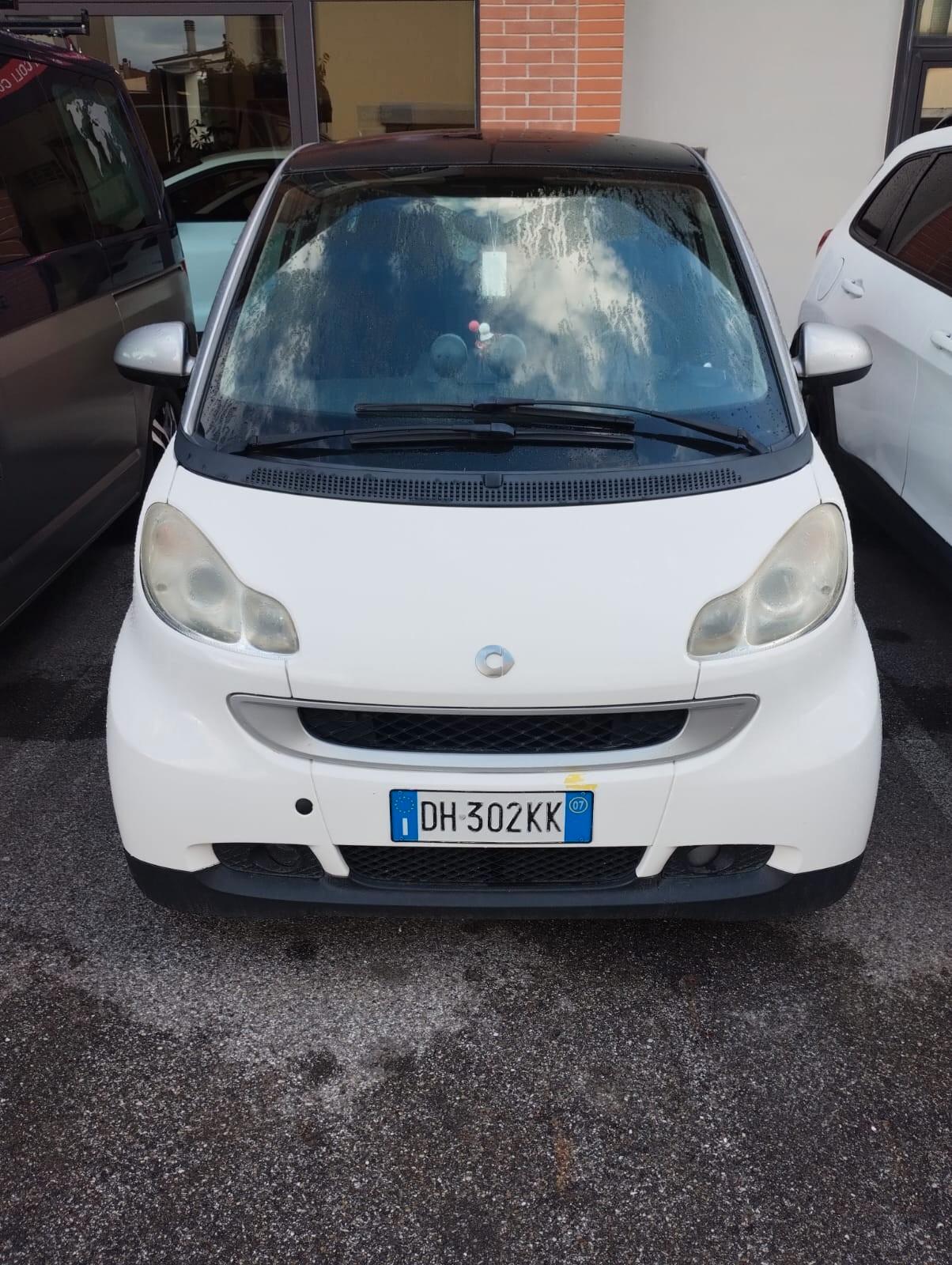 Smart ForTwo 1000 52 kW coupé passion