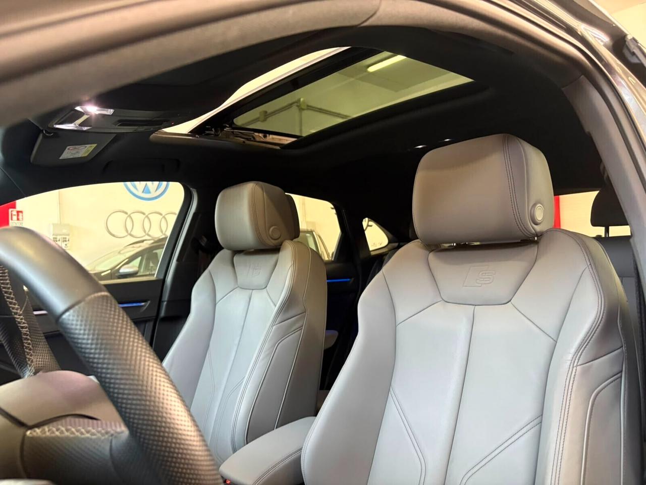 Audi Q3 SPB 40 TDI quattro Identity Black S line Edition