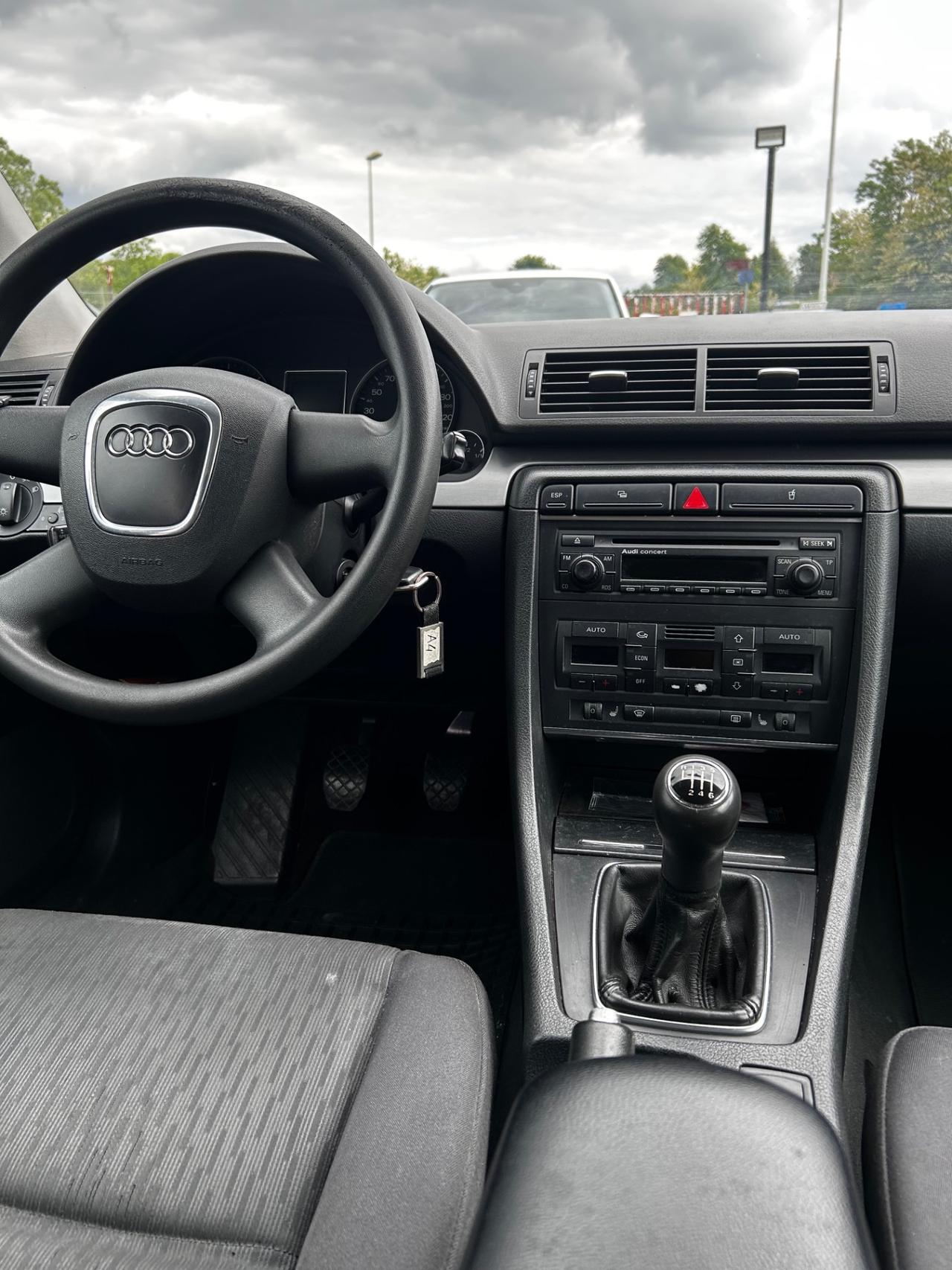 Audi A4 Avant 2.0 TDI 143CV F.AP.