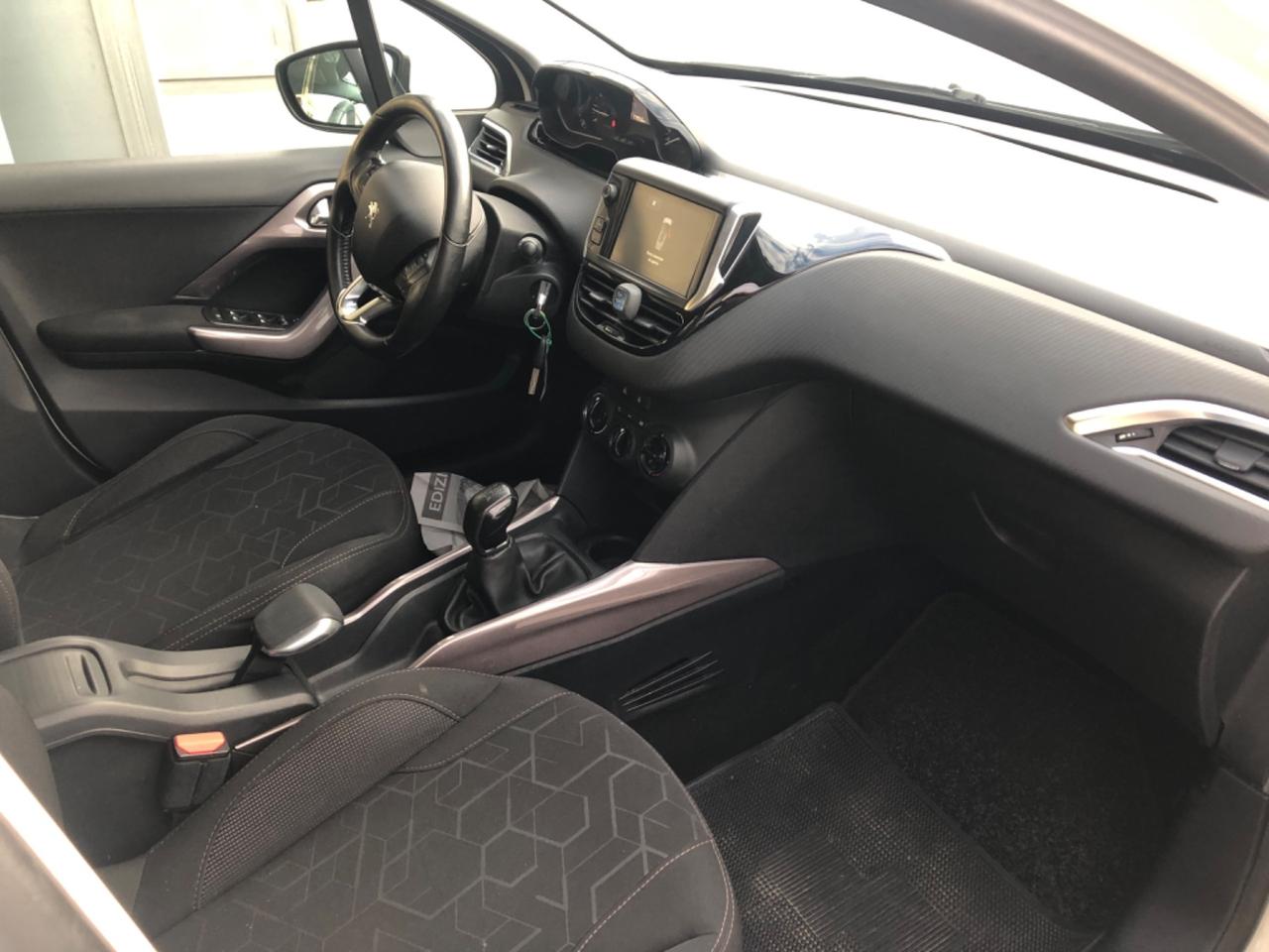 Peugeot 2008 PureTech 82 Access