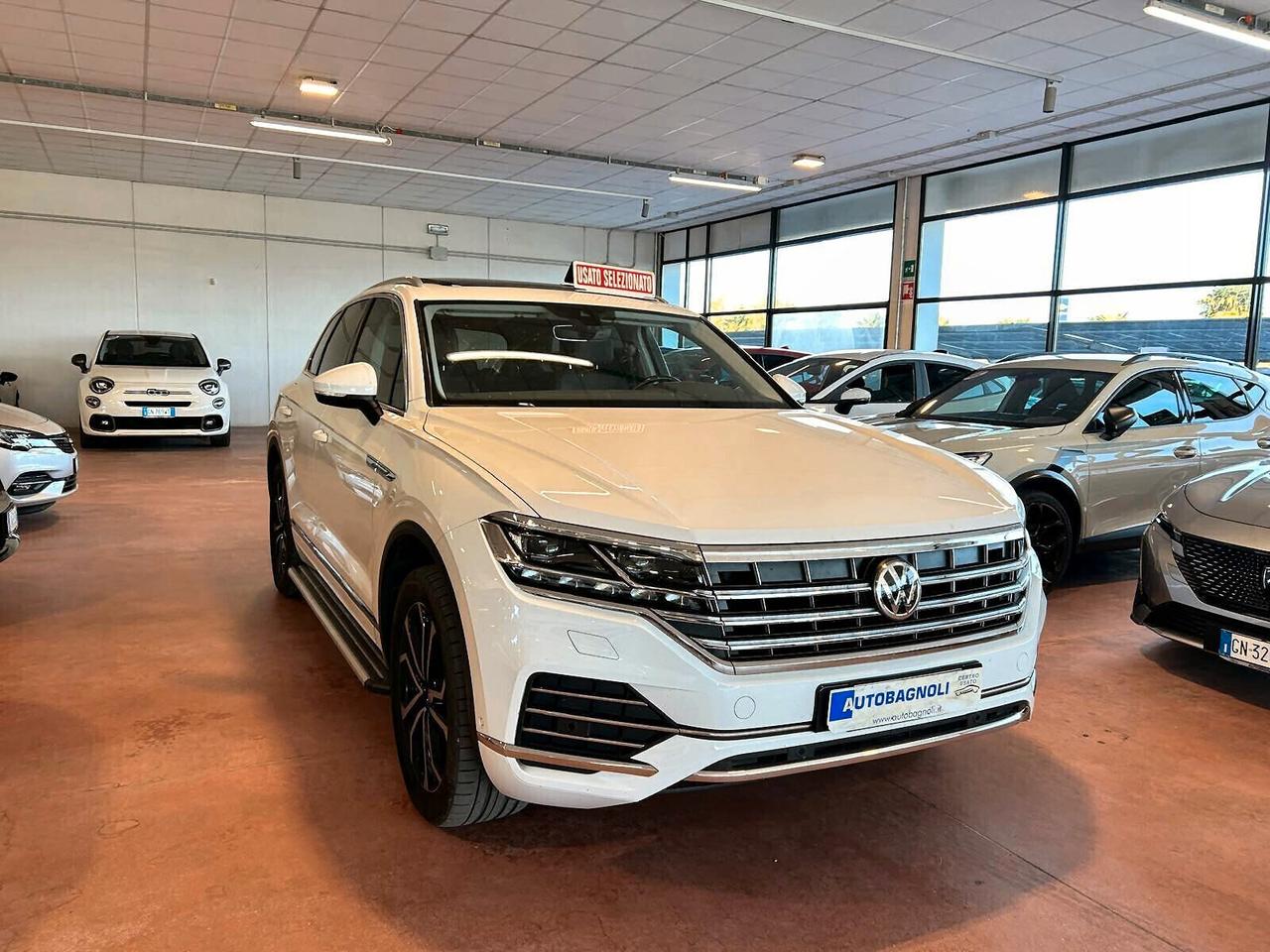 Volkswagen Touareg ADVANCED 3.0 V6 TDI SCR tiptr. 63000 KM