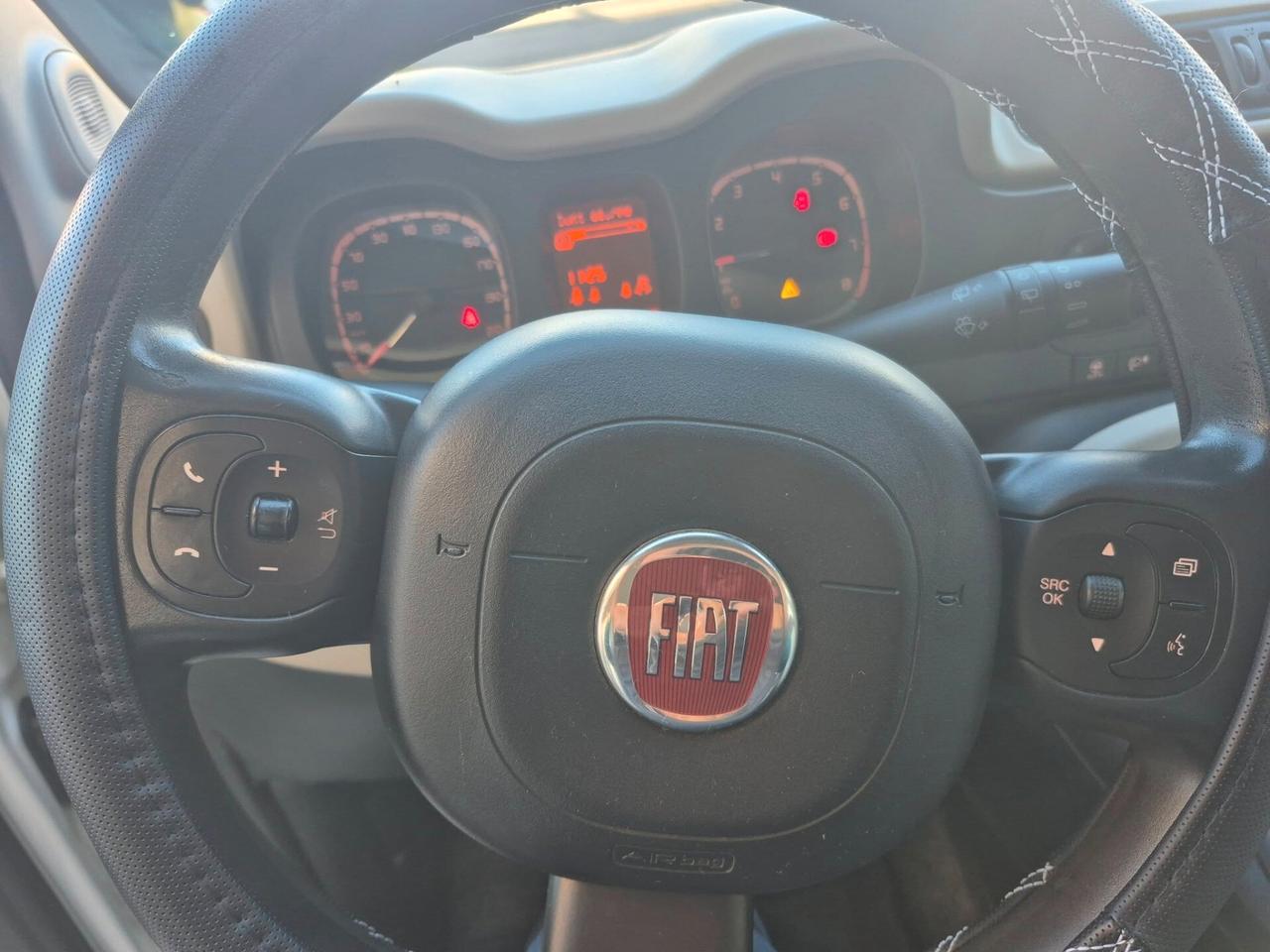Fiat Panda 1.2 Lounge PARI AL NUOVO-------
