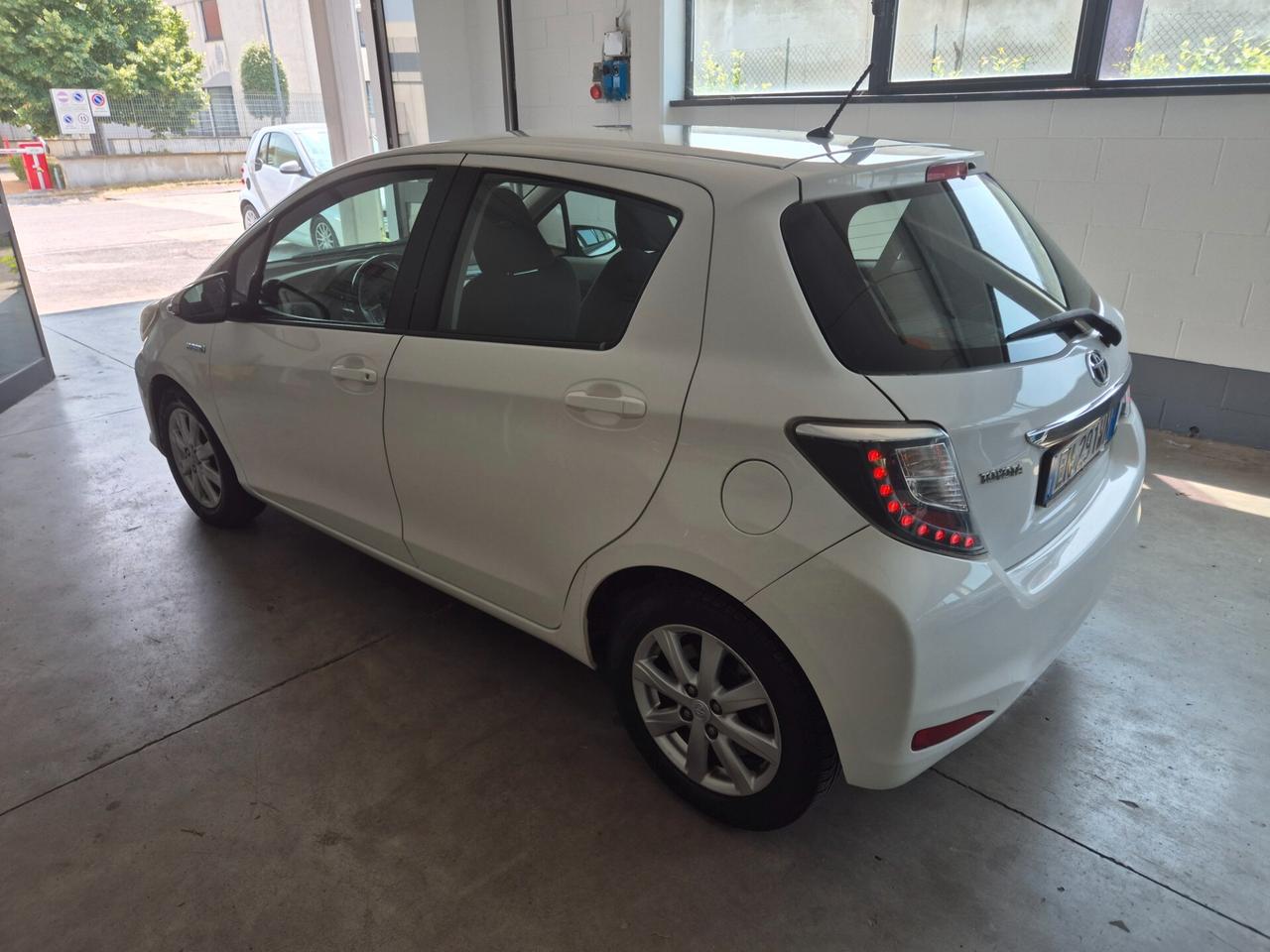 Toyota Yaris 1.5 Hybrid 5 porte Lounge Più
