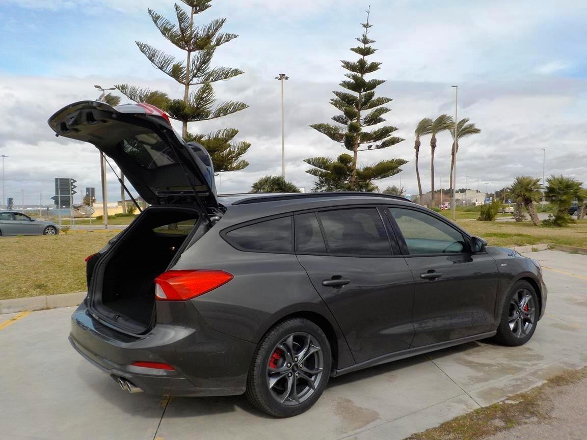 Ford Focus 1.5 TDCi 120 CV Start&Stop SW ST Line