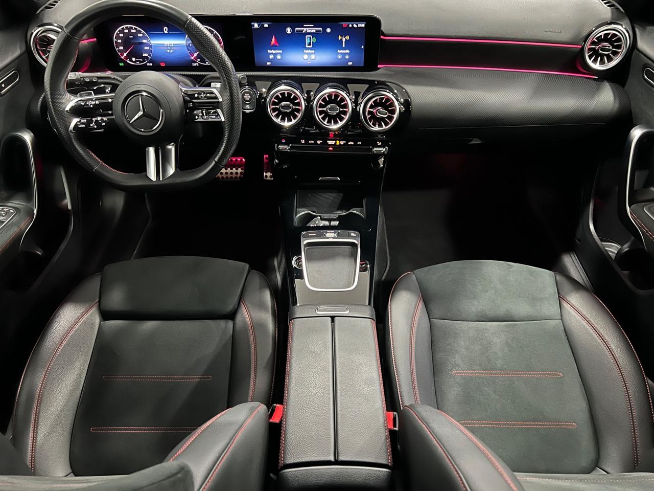 Mercedes Benz A200d Aut. AMG Line Premium 150 cv