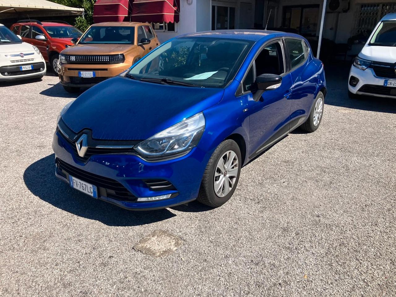 RENAULT CLIO 0.9 TCe 75cv 5 Porte Moschino Life