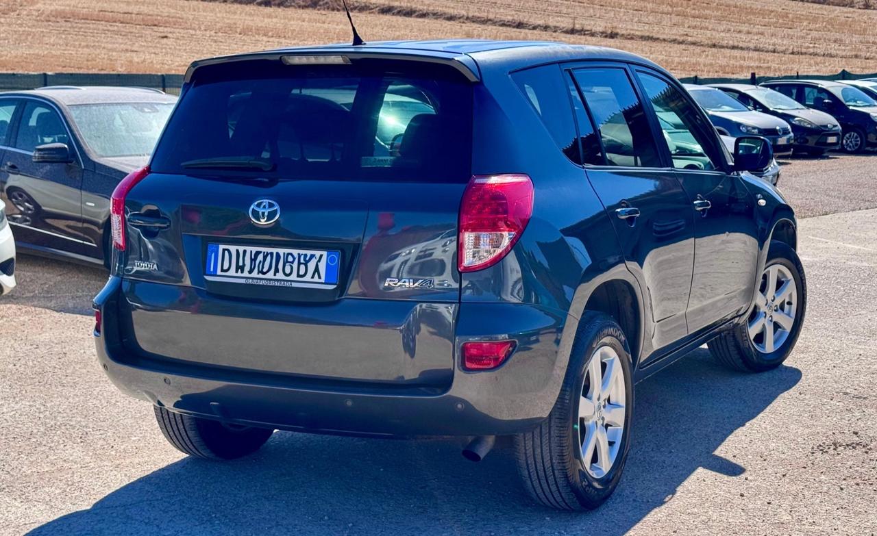 Toyota RAV 4 RAV4 Crossover 2.2 D-4D 150 CV DPF Sol