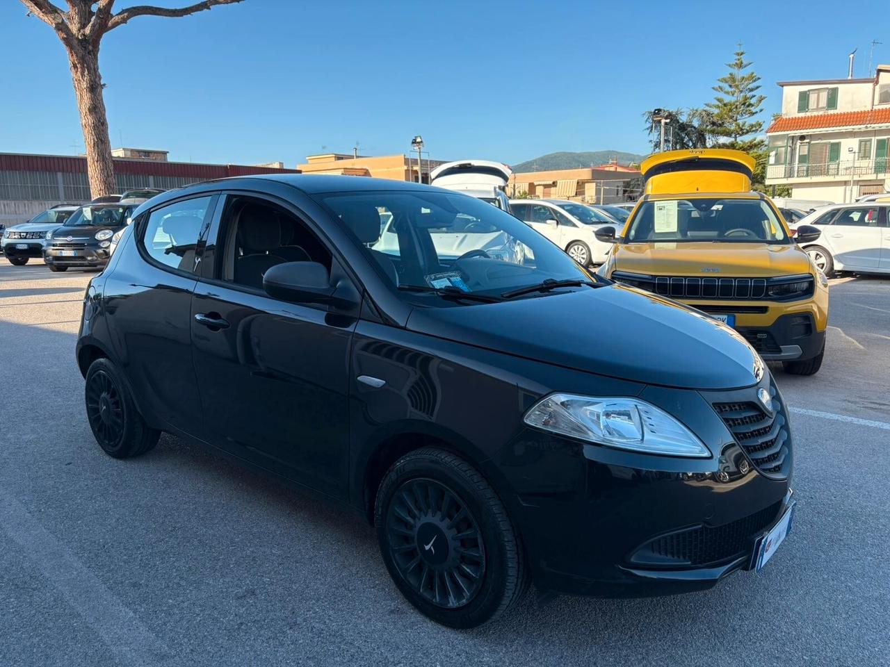 Lancia Ypsilon 1.2 69 CV 5 porte S&S Platinum