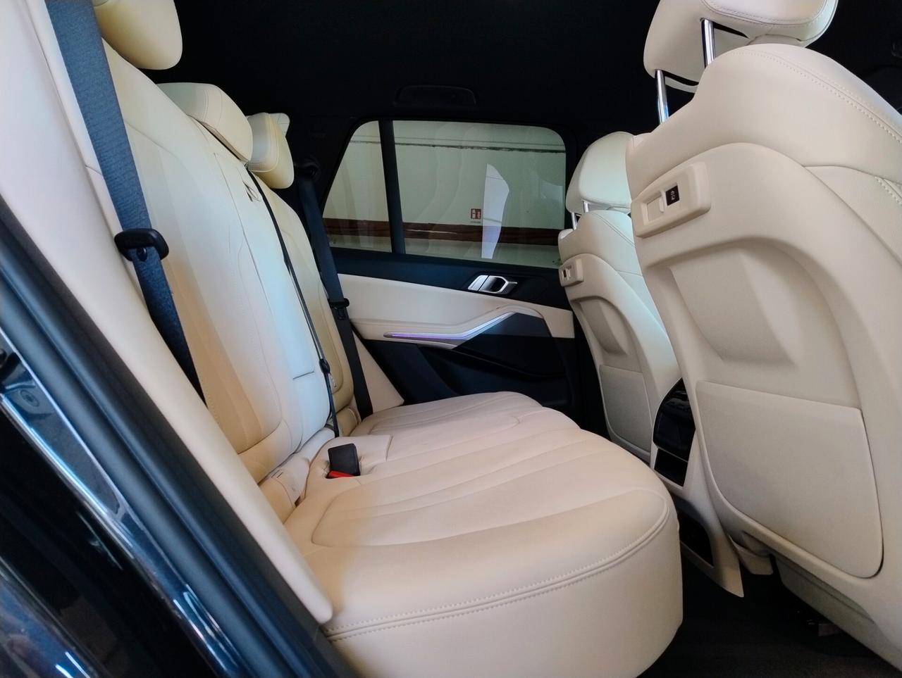 BMW X5 25d xDRIVE AUTO LIVE COCKPIT LUCI AMBIENTE ACC