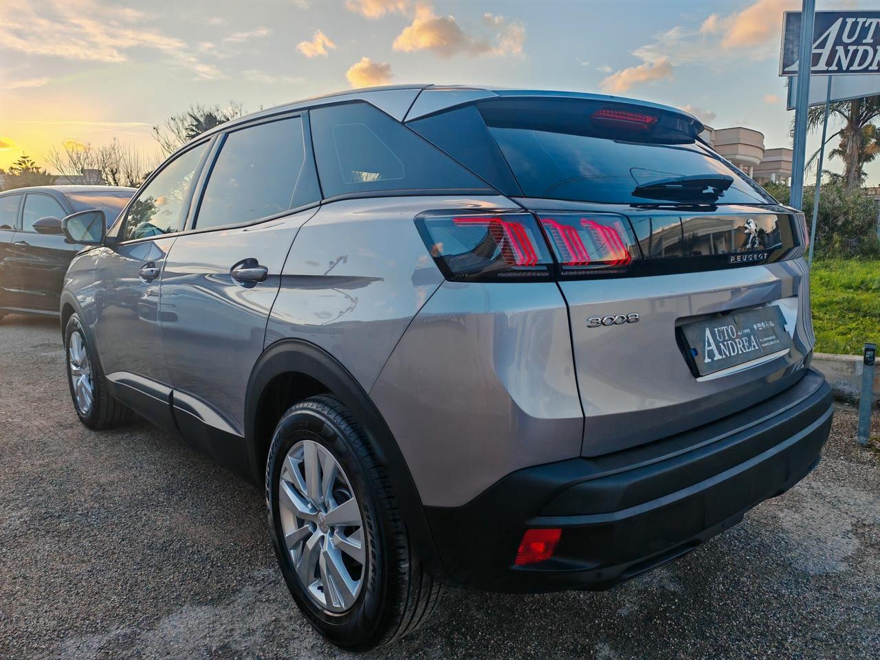 Peugeot 3008 1.5BlueHDi navig led cruise 2021