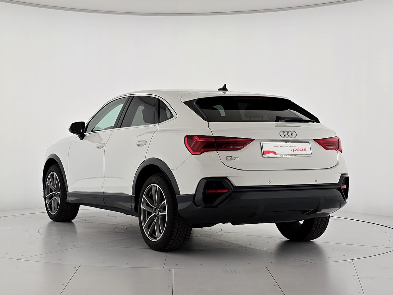 Audi Q3 sportback 35 1.5 tfsi mhev business plus s-tronic